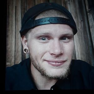 Meet your Posher, Damian